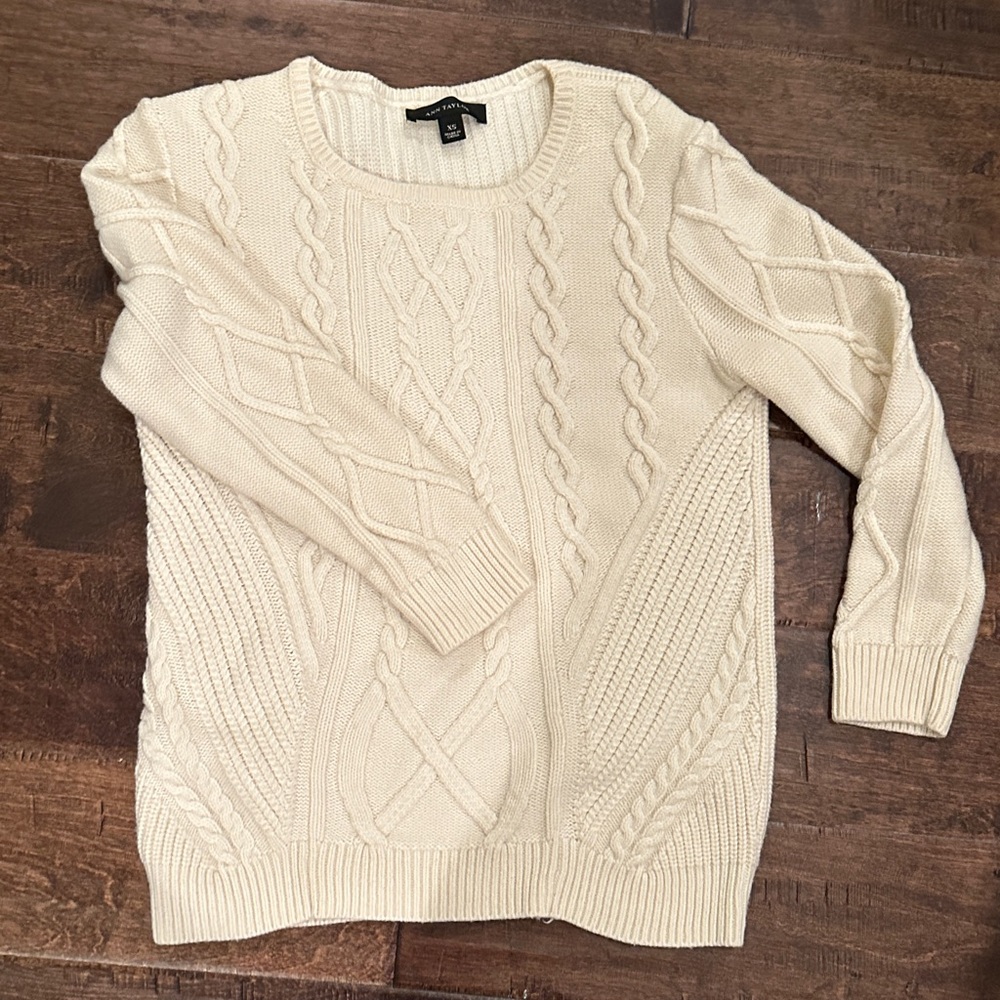 Ann Taylor Ivory Cable Knit Sweater